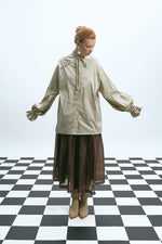 Load image into Gallery viewer, The Volume Sleeve Shirt – Sand
