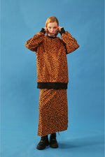 Load image into Gallery viewer, The Oversized Sweatshirt - Leopard
