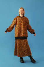 Load image into Gallery viewer, The Oversized Sweatshirt - Leopard
