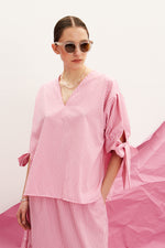 Load image into Gallery viewer, The Bow Sleeve Top - Gingham Pink
