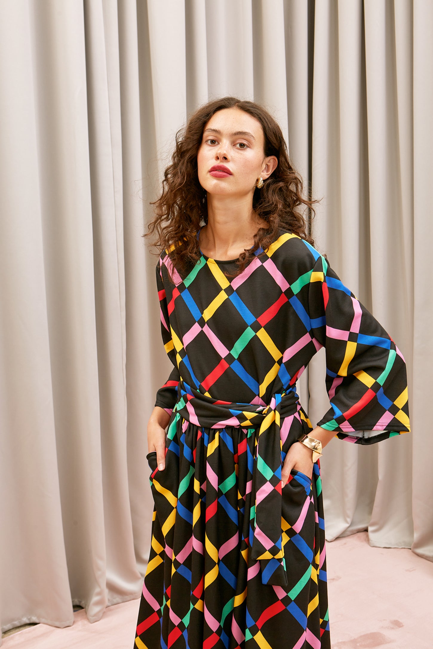 The Long Dress - Iris