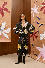 Load image into Gallery viewer, The Kimono Dress - Hana black
