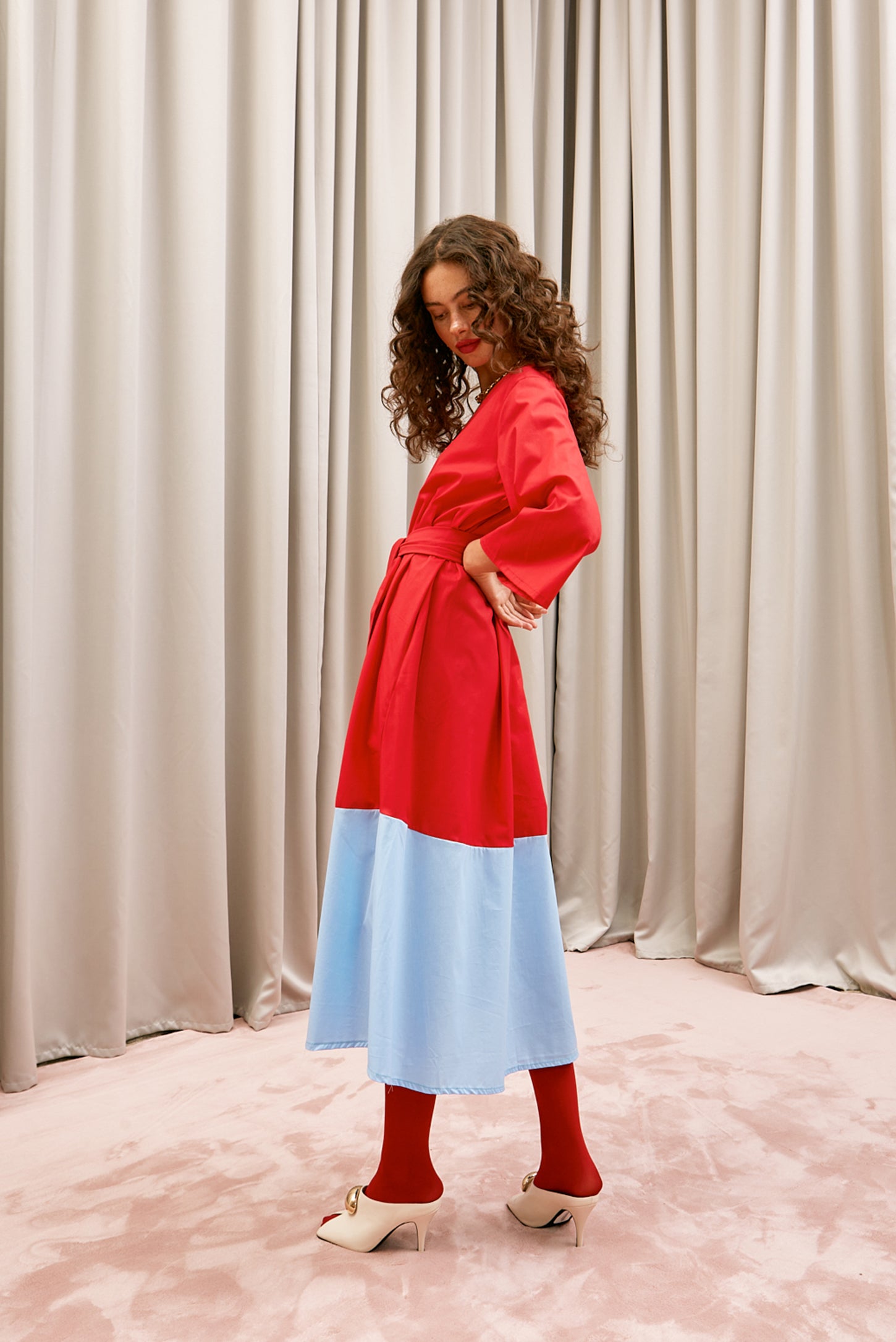 The Long V Dress - Red